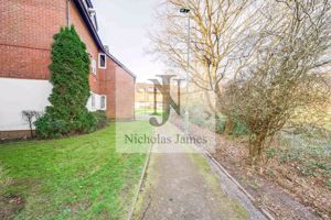 Photo 25- click for photo gallery